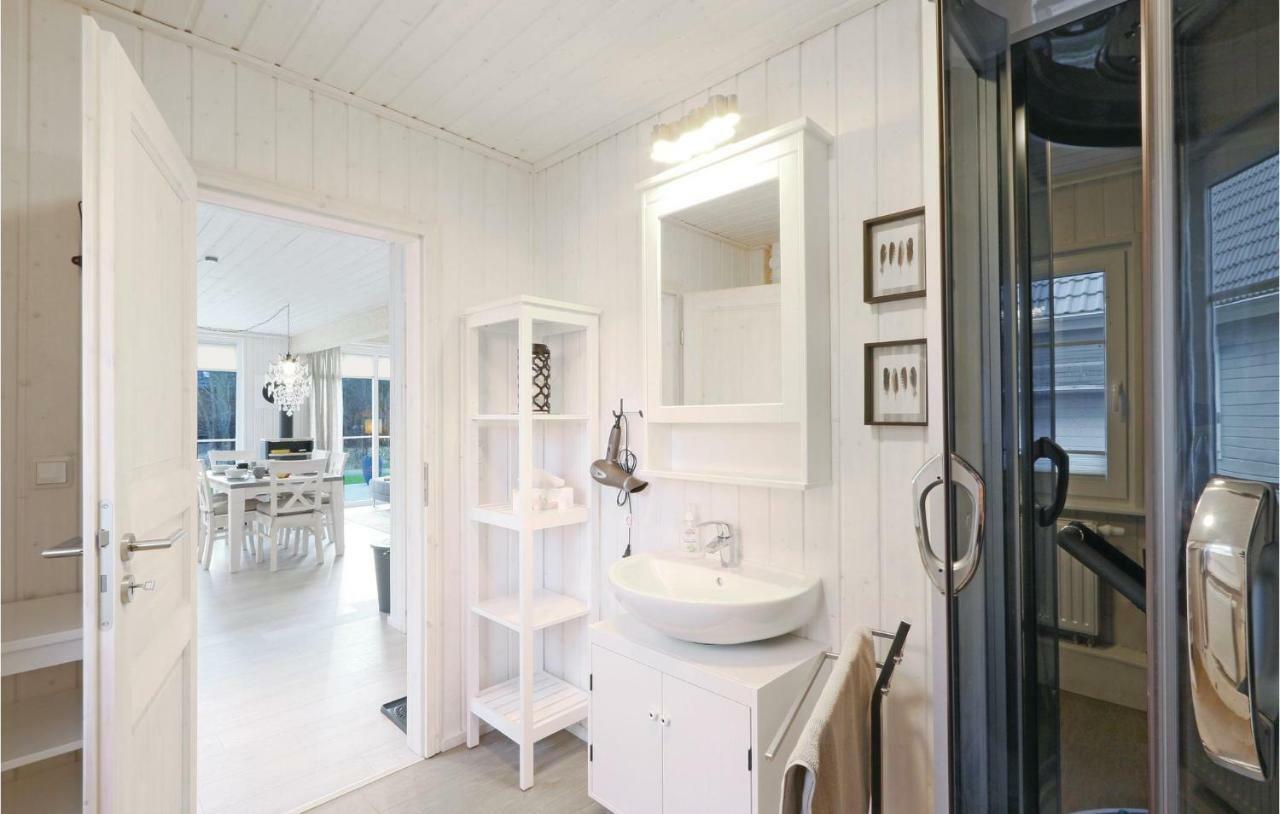 Stunning home in Zerpenschleuse with 2 Bedrooms&WiFi Exterior foto